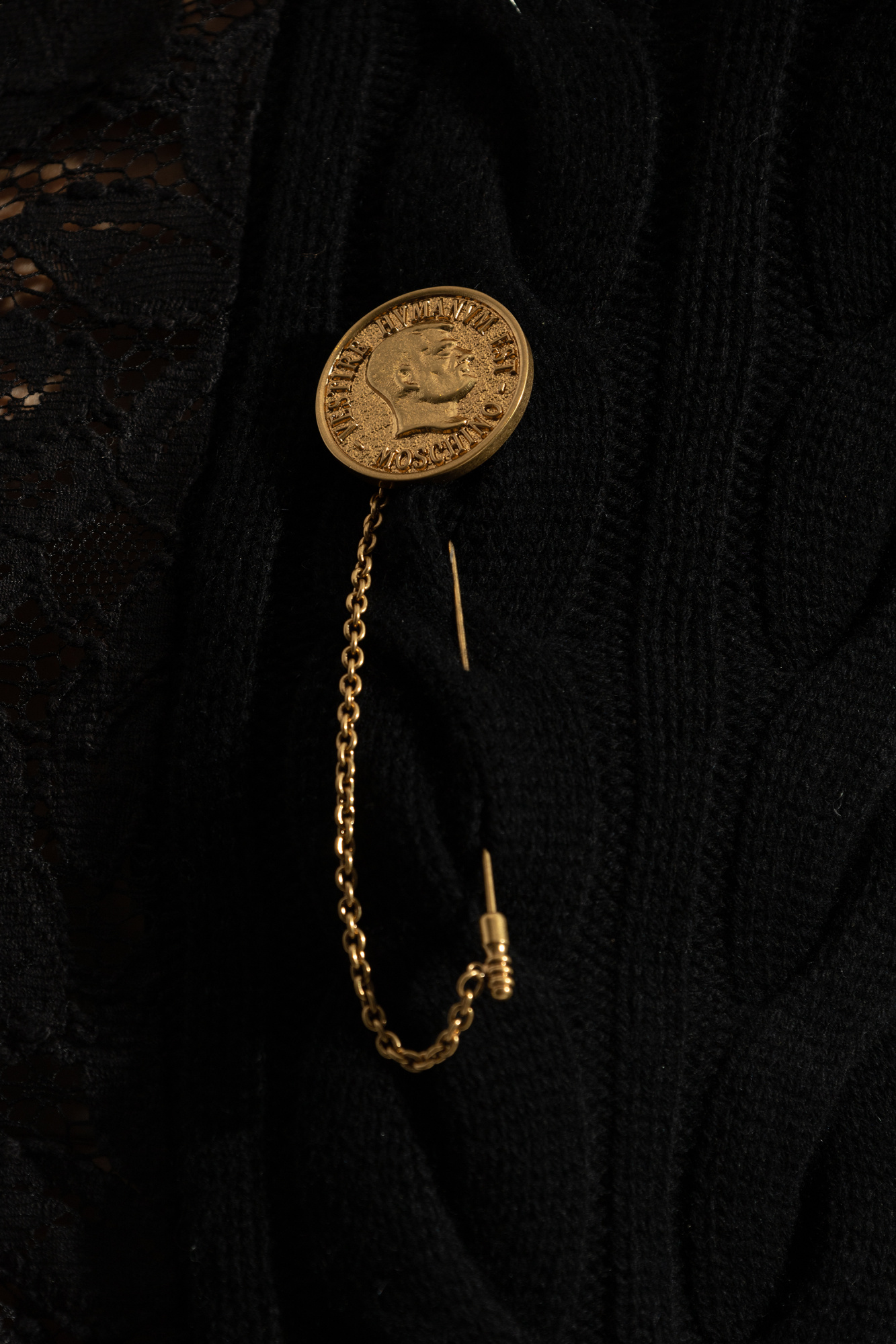 【MOSCHINO】MOSCHINO COUTURE Woman Brooches Moschino Brooch in the shape of a coin | Women's Jewelery